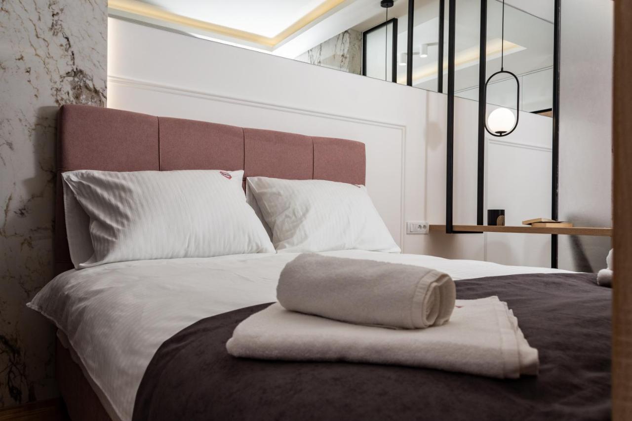 Apartman Dani Пале Екстериор снимка